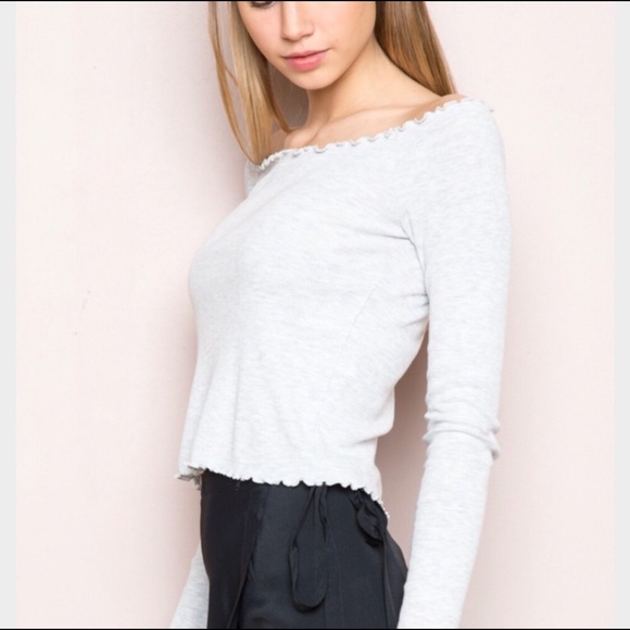 Brandy Melville Tops - BRANDY MELVILLE ‘Valerie’ Off Shoulder Top